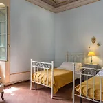 Lemura 16&4, Emma Panicale
