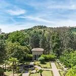 Villa Lemura 16&4, Emma Panicale