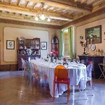 Lemura 16&4, Emma Villa Panicale