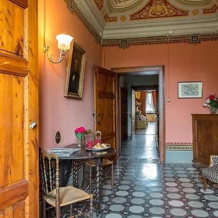 Villa Lemura 16&4, Emma *