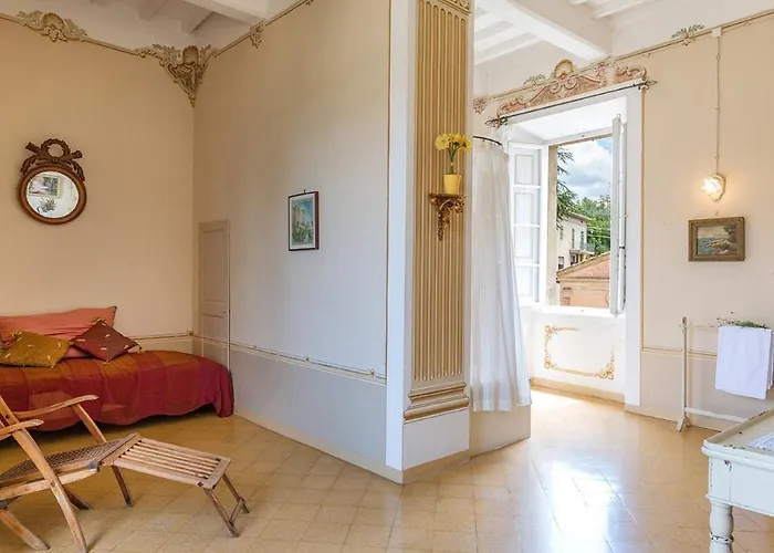 Villa Lemura 16&4, Emma *