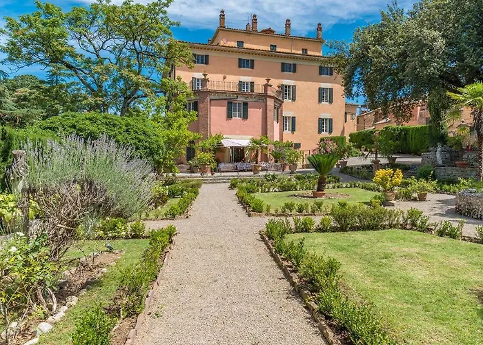 Lemura 16&4, Emma Villa Panicale