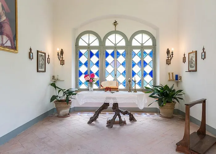 Lemura 16&4, Emma Panicale