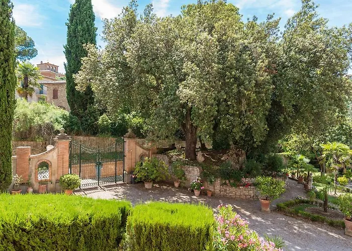 Lemura 16&4, Emma Villa *